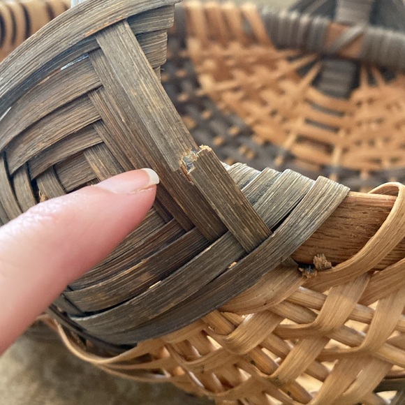 Handmade Two Tone Buttocks Gathering Basket Rustic Farmhouse Wicker Primitive …
